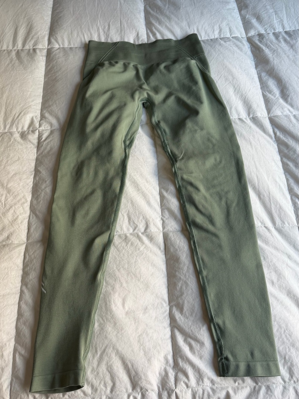 ONER Active Effortless seamless leggings - S - sage green
